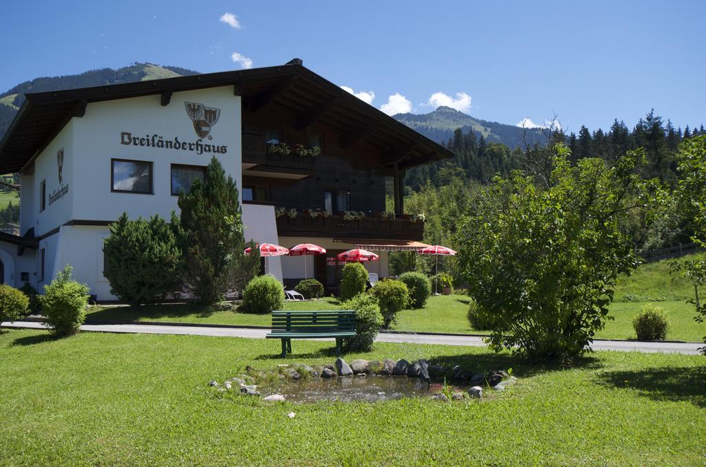 Dreilaenderhaus Apartment Westendorf Ruang foto